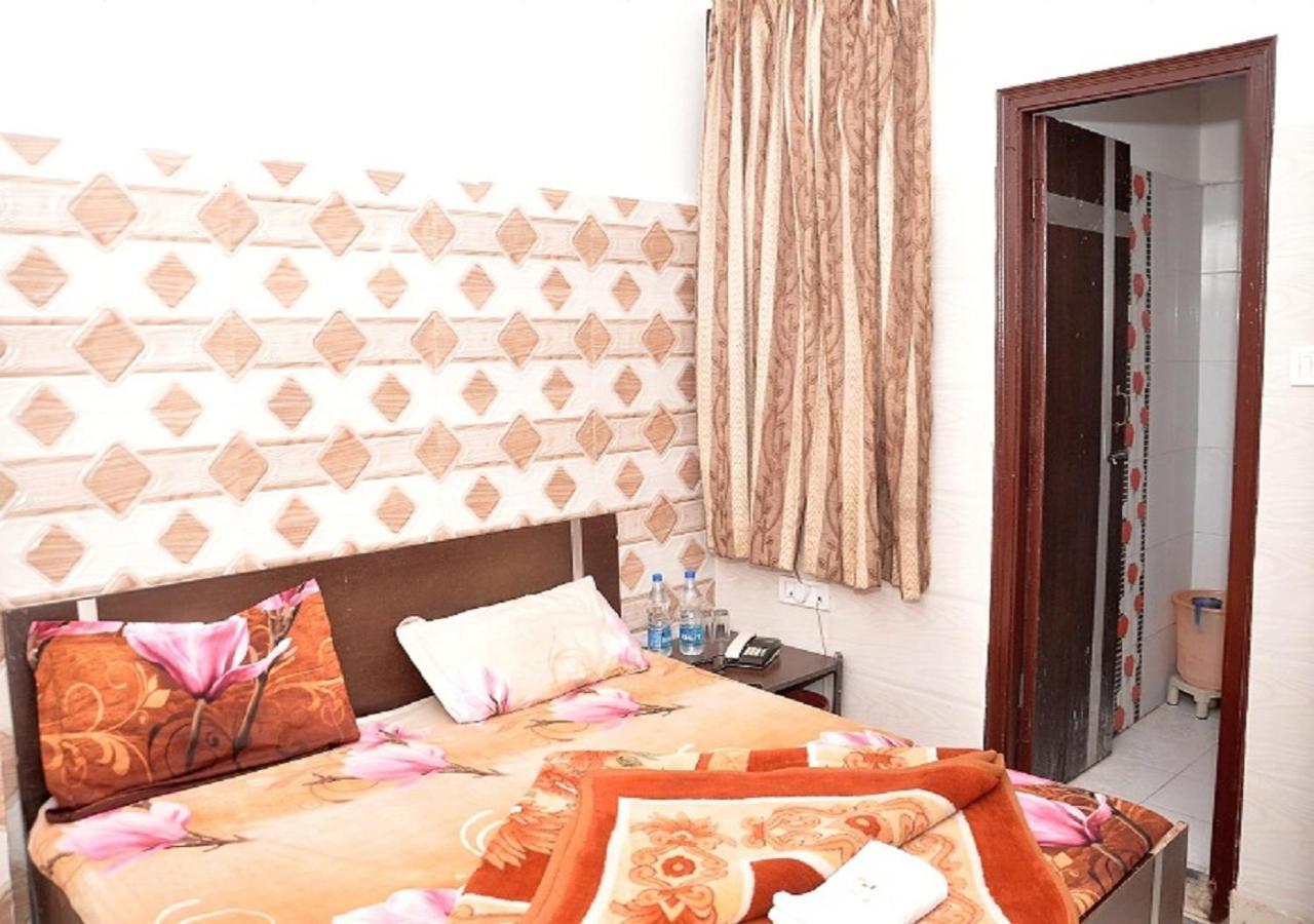 Asha Guest House Amritsar Eksteriør bilde